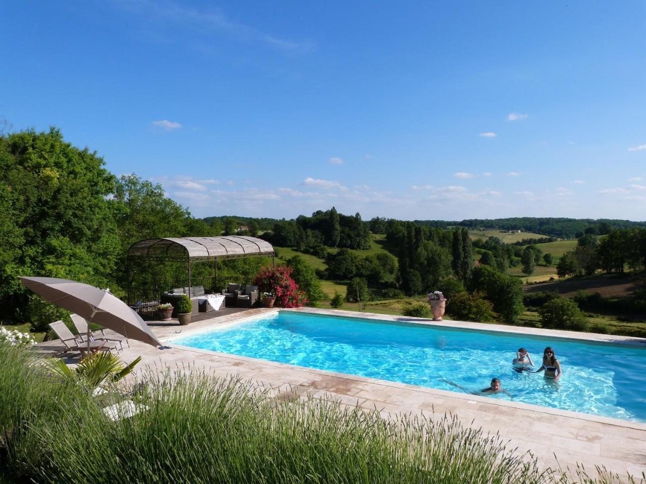 Le Manoir De Beauregard Bed and Breakfast Clermont-de-Beauregard Buitenkant foto